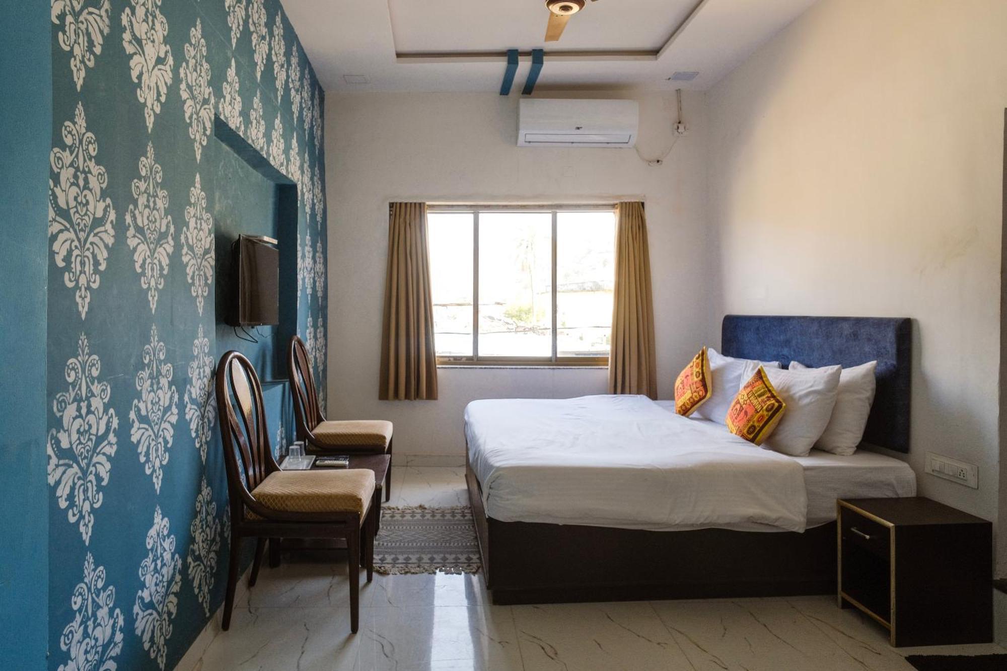 Rudraksha Inn Mount Abu Exterior photo